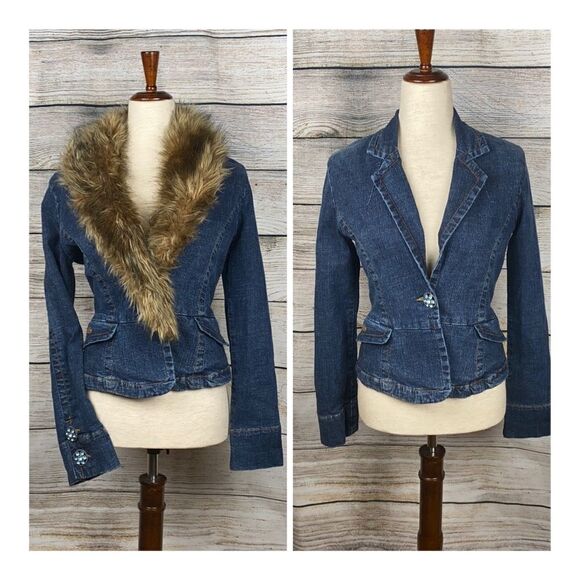 NWT LOT 29 Jean Jacket size M - Picture 1 of 16